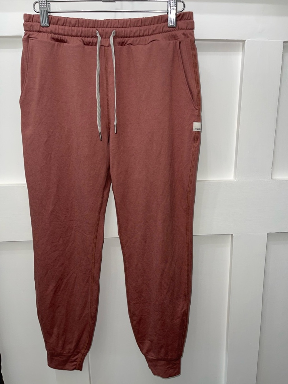 VUORI WOMEN’S PERFORMANCE JOGGER PANT VW303 SIZE Small CINNAMON Read!